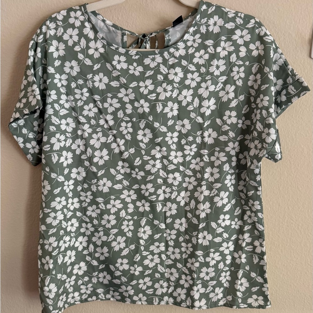 SHEIN Green Floral Blouse